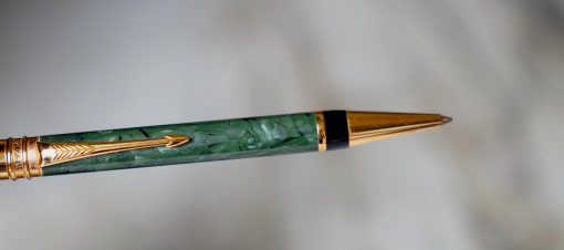 STYLO BILLE PARKER DUOFOLD EN RESINE VERTE MARBRE & PL. OR 18 CARATS
