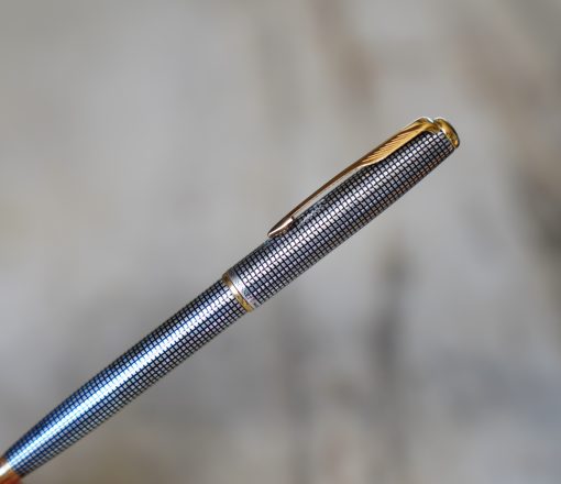 STYLO BILLE PARKER SONNET EN ARGENT MASSIF 925 - FINITION QUADRILLEE