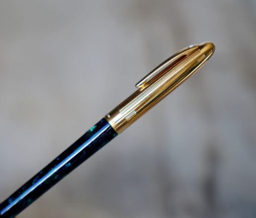 STYLO PLUME SHEAFFER CREST LAQUE VERT MARBRE & PL. OR - PLUME EN OR MASSIF 18 CARATS