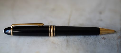 STYLO BILLE MONTBLANC 161 LEGRAND EN RESINE NOIRE - FINITION PL. OR 18 CARATS