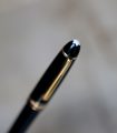 STYLO BILLE MONTBLANC 161 LEGRAND EN RESINE NOIRE - FINITION PL. OR 18 CARATS – Image 2