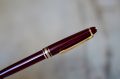 STYLO BILLE MONTBLANC MEISTERSTÜCK EN RESINE BORDEAUX & PL. OR 18 CARATS – Image 2