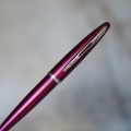 STYLO BILLE WATERMAN CARENE EN LAQUE ROUGE MAT- FINITION CHROMEE – Image 2