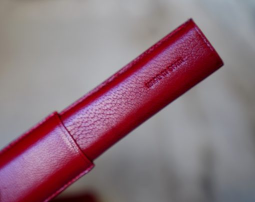 WATERMAN -ETUI A STYLOS OU CIGARES EN CUIR BORDEAUX FINITION GRAINEE - UNE PLACE