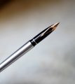 STYLO PLUME SHEAFFER TARGA FINITION METAL CHROME - PLUME EN MASSIF OR 14 CARATS – Image 2