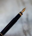 STYLO PLUME OMAS 360 RESINE NOIRE - PLUME OR MASSIF 18 CARATS- TAILLE M - GRANDE VERSION – Image 7