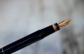 STYLO PLUME OMAS 360 RESINE NOIRE - PLUME OR MASSIF 18 CARATS- TAILLE M - GRANDE VERSION – Image 12