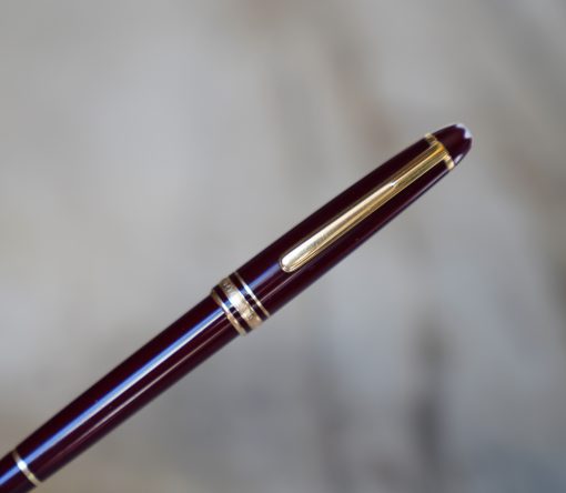 STYLO ROLLER MONTBLANC MEISTERSTÜCK RESINE BORDEAUX & PL. OR 18 CARATS