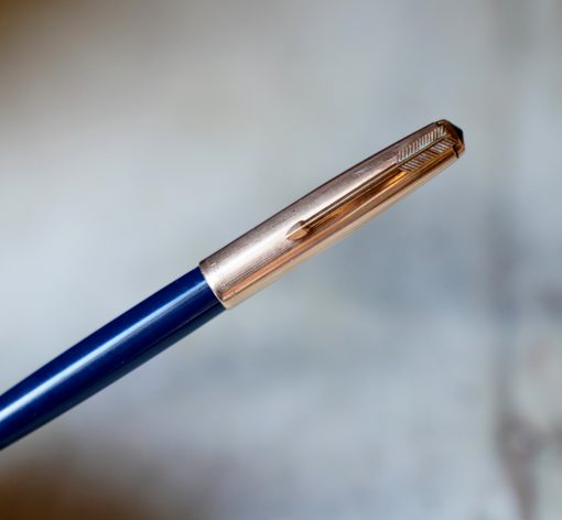 STYLO PLUME PARKER 51 RESINE BLEU FONCE & PL. OR - PLUME OR EXTRA FINE