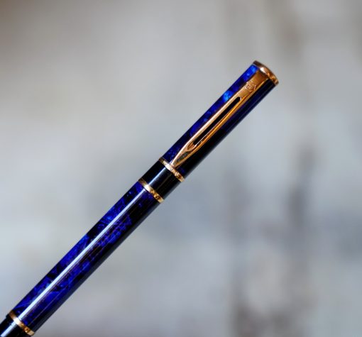 STYLO PLUME WATERMAN LAUREAT EN RESINE BLEUE LAPIS LAZULI MARBREE- PLUME MOYENNE