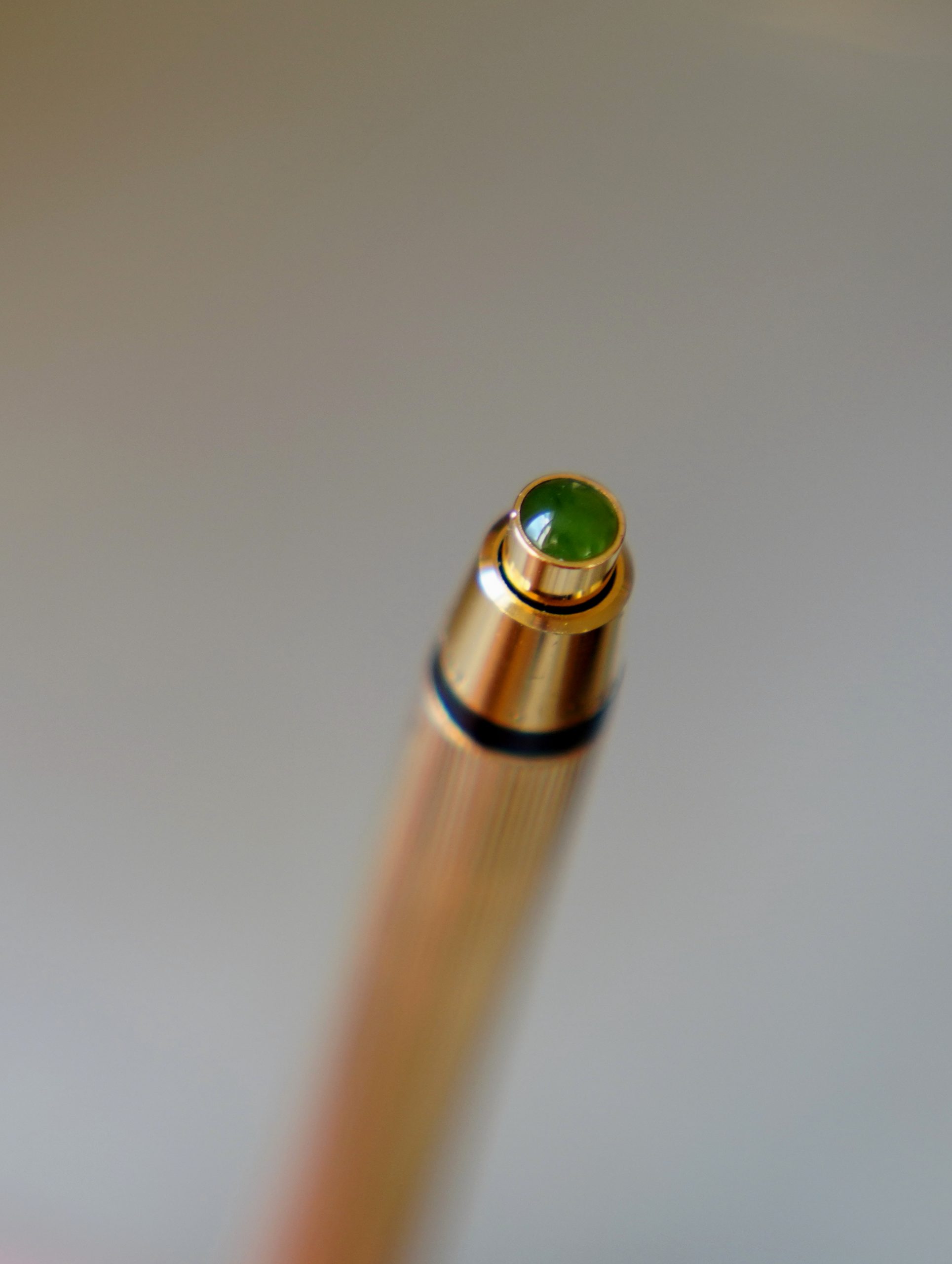 STYLO PARKER EN METAL PL. OR 18 CT - VERT JADE - FINITION LIGNEE - 123 MM – Image 2