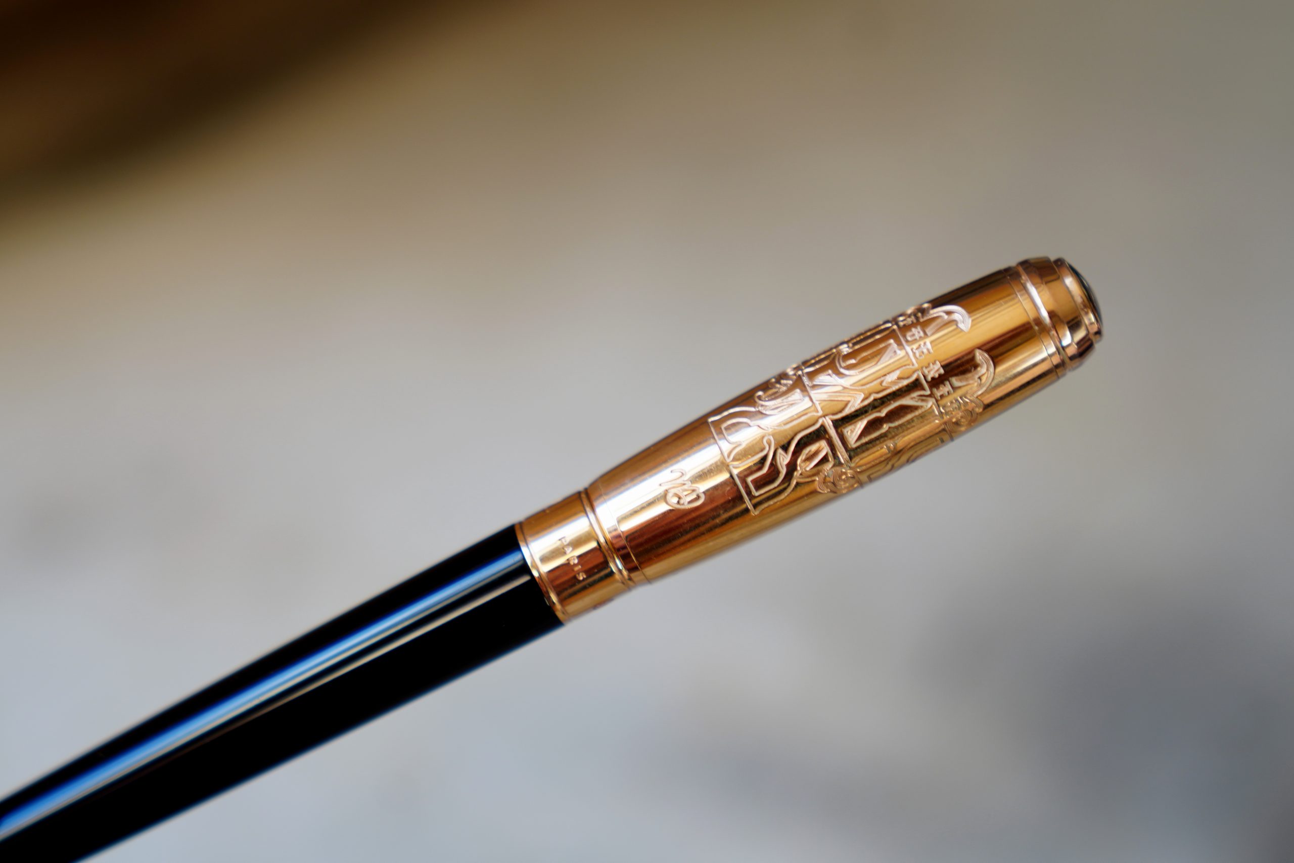 STYLO ROLLER S.T. DUPONT LIGNE D - LAQUE DE CHINE - EDITION SPECIALE FUERTE