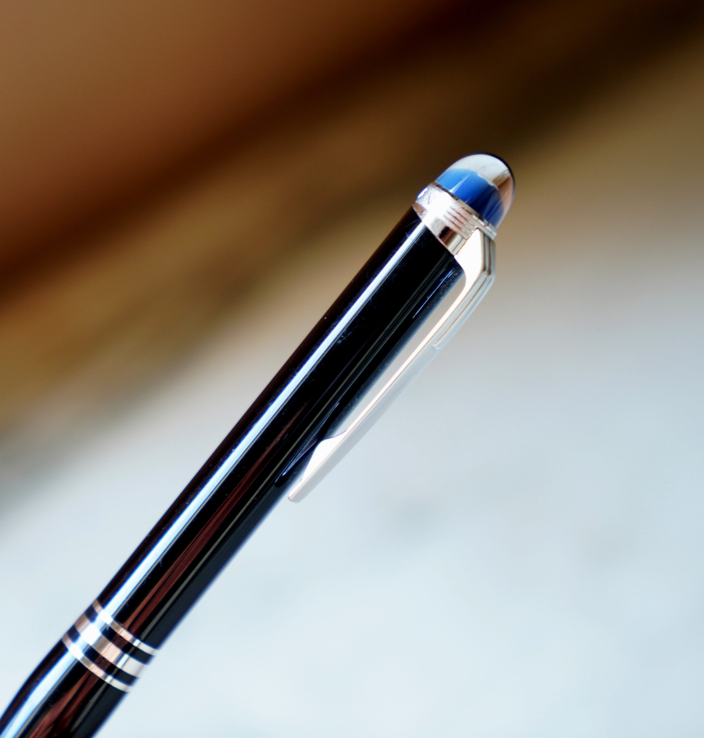 STYLO BILLE MONTBLANC STARWALKER RSINE NOIRE - FINITION PLATINUM - EDITION BLUE PLANET – Image 2