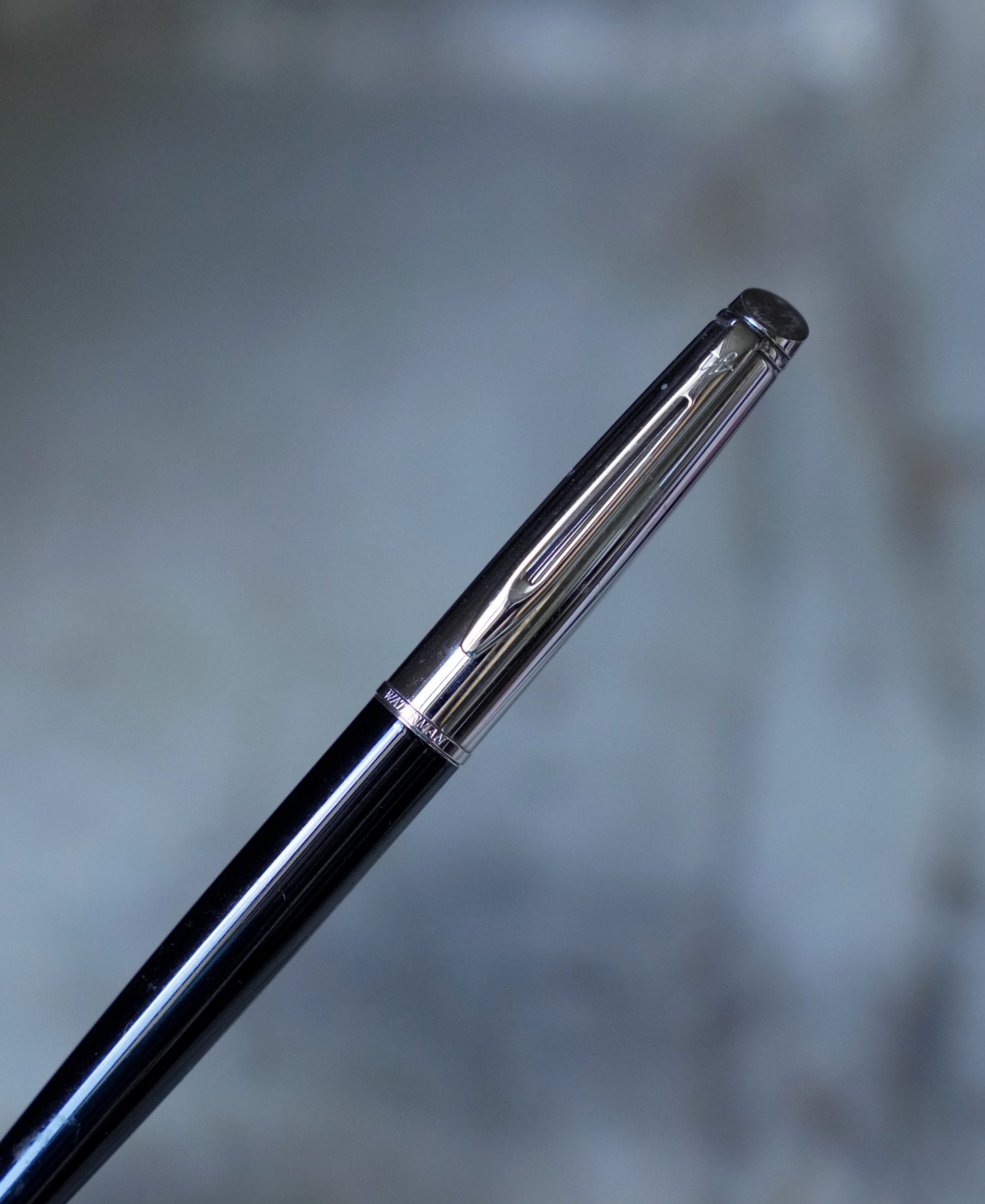 STYLO PLUME S.T. DUPONT OLYMPIO XL LAQUE DE CHINE NOIRE - PLUME OR MASSIF 18 CARATS – Image 9